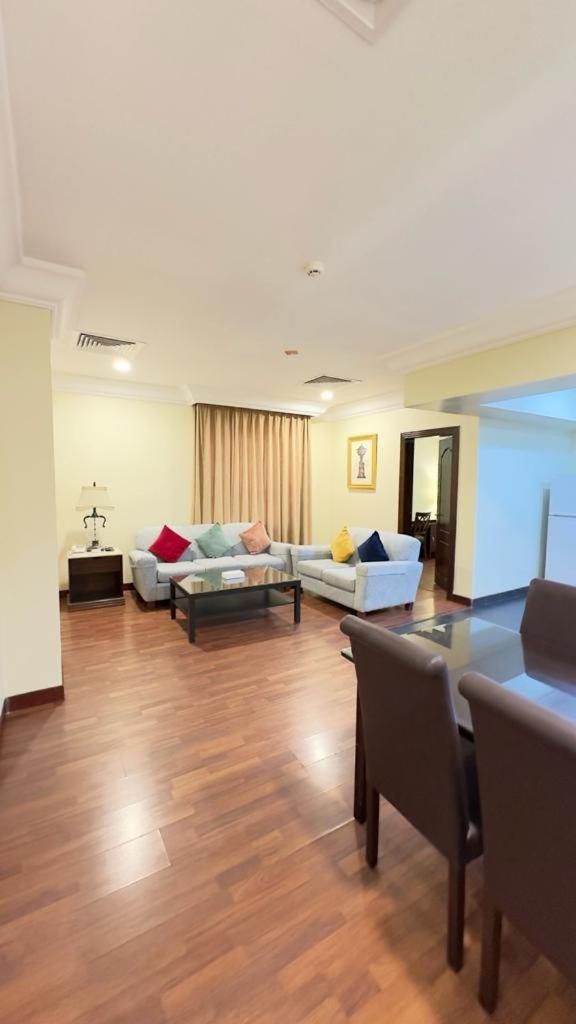 The Palace Suites Al Khobar Eksteriør billede