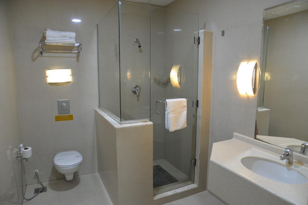 The Palace Suites Al Khobar Værelse billede